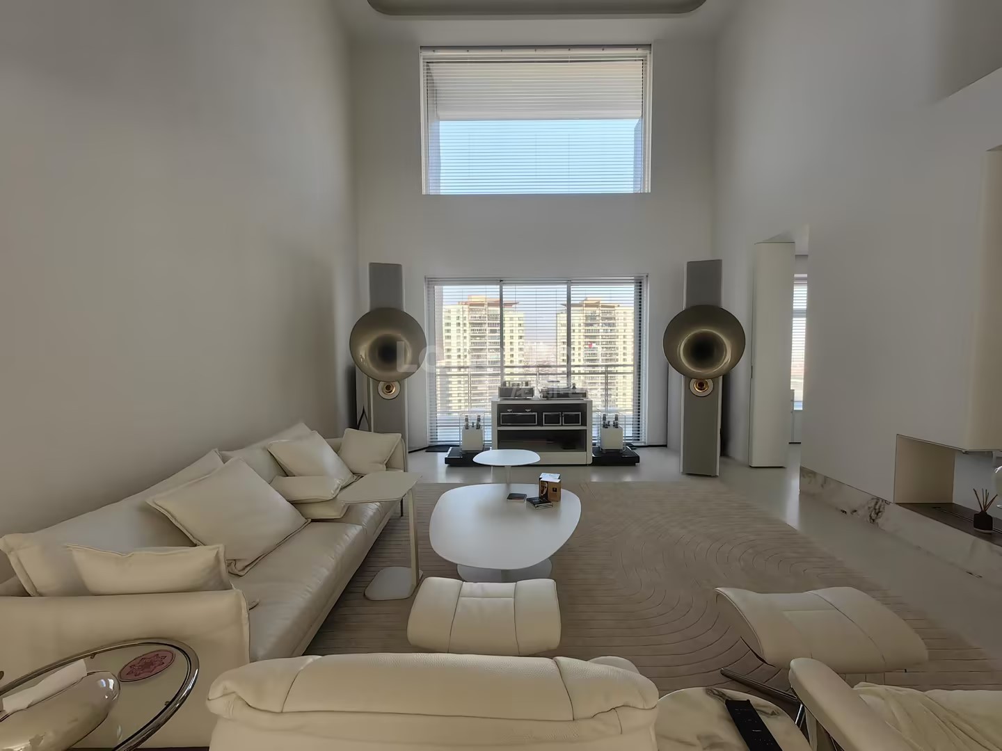 1765335536406522.jpg 817b08aecf9e61b8e5b7d659b57c2180_compress.jpg